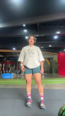 A post by @kayt79 on TikTok caption: Shake it to the max #ZawanaGym