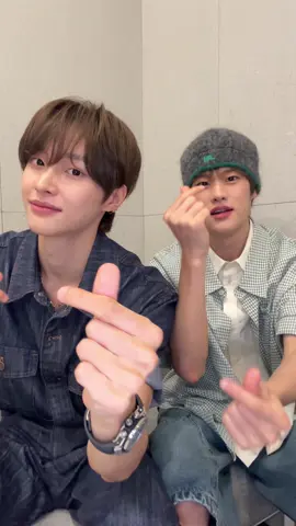 A post by @riize_official on TikTok caption: 🤟🫰🫶 #RIIZE #라이즈 #WONBIN #원빈 #SOHEE #소희 #RISEandREALIZE 