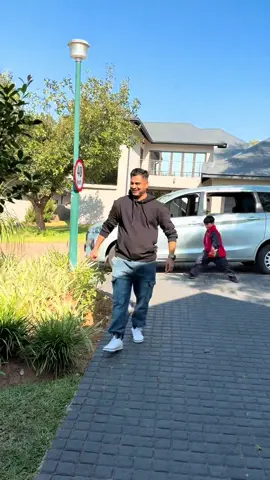 A post by @wickycheemaofficial on TikTok caption: Yasir pata leny aya ha 😀@Wicky Cheema @Yasir love and maa g #southafrica #usa🇺🇸 #mamayanda #pakistan 