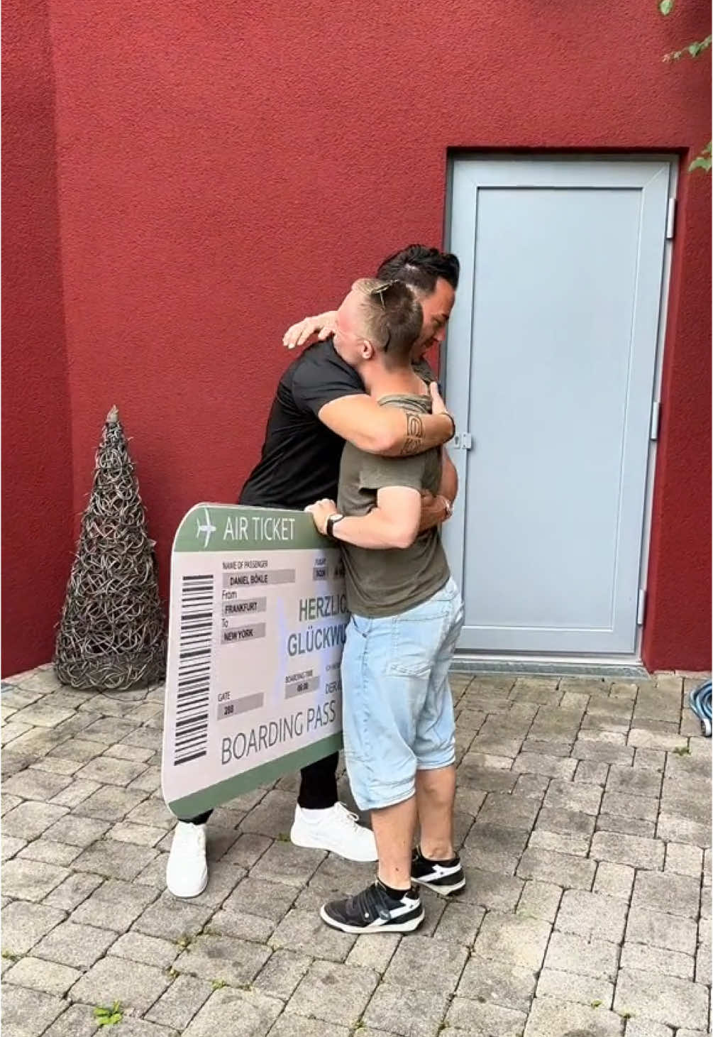 A post by @beatmoerker on TikTok caption: #erinnerung Schon ein Jahr her aber diese Emotionen sind einfach unvergesslich meine Lieben!😊