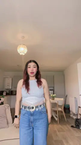 A post by @sonyshahi33 on TikTok caption: #shakyshaky #tranding #fouryou 