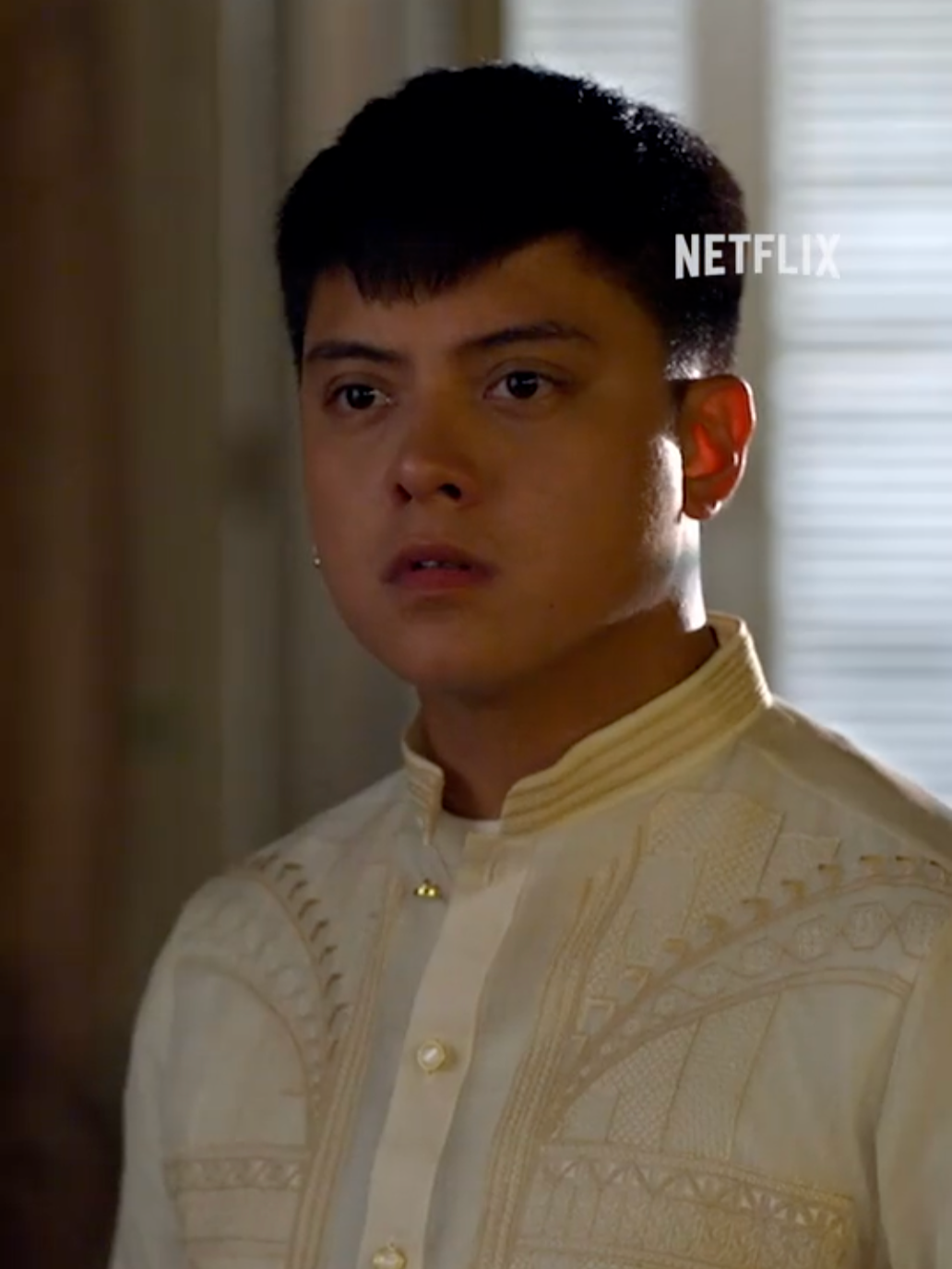 A post by @netflixph on TikTok caption: andres knows!!!! #Incognito #DanielPadilla