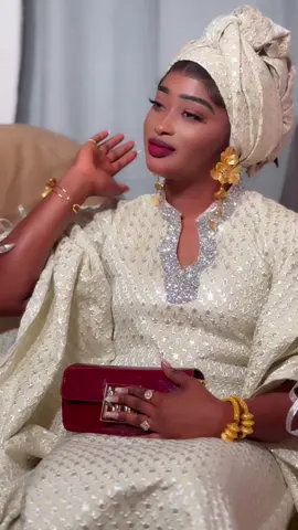 A post by @unekawsaariiene on TikTok caption: Ma nieuwaatt 🤧❤️#fypシ゚ #kawarienne 