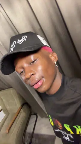 A post by @rach_makosso1 on TikTok caption: Un gRRRR