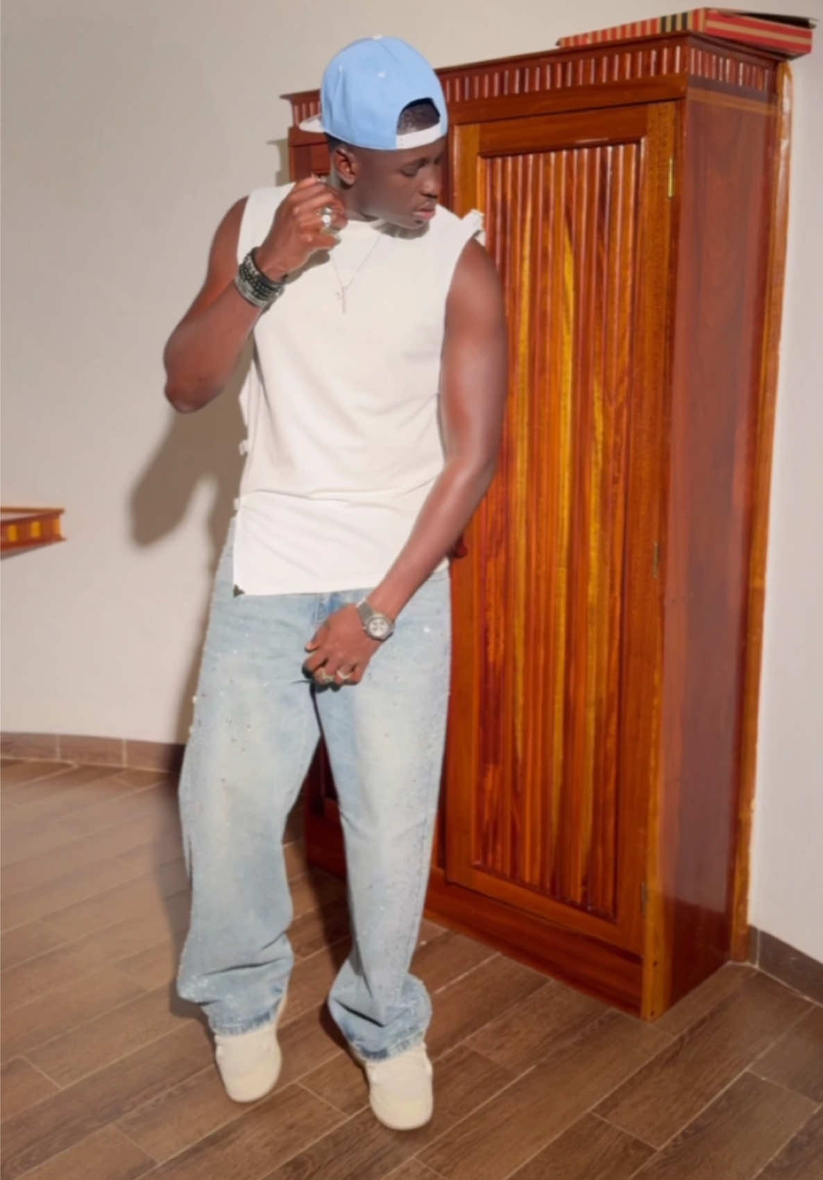 A post by @djkheucha on TikTok caption: About last night With My Sister MiA à kaolack #djkheucha #tiktoksenegal🇸🇳 #tabaski #betebete 