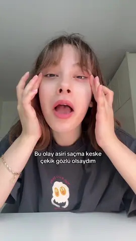 A post by @elifsaracyokta on TikTok caption: Nasıl hala ırkcılık var anlamıyore
