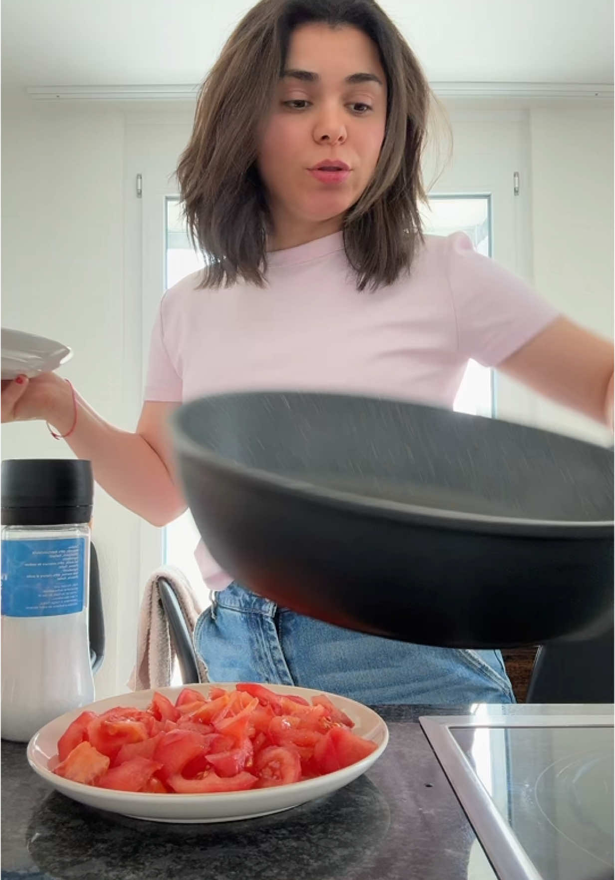 A post by @shimanshow on TikTok