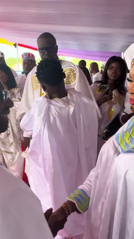A post by @mayakaba1 on TikTok caption: KANKAN MAMAYA 2025 jours 3 🇬🇳♥️ VIVE GMD 🫡💪