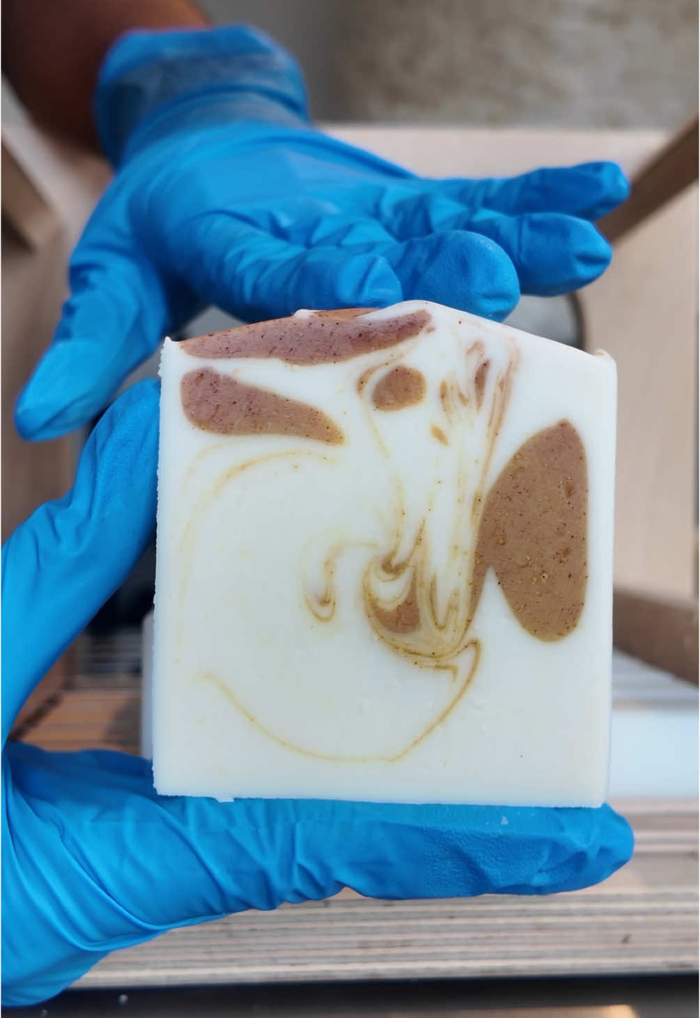 A post by @brwnsgrskin on TikTok caption: This was EVERYONES favourite bar when I initially launched them!! So excited! 🥰  #soapcutting #soapmaking #coldprocesssoap