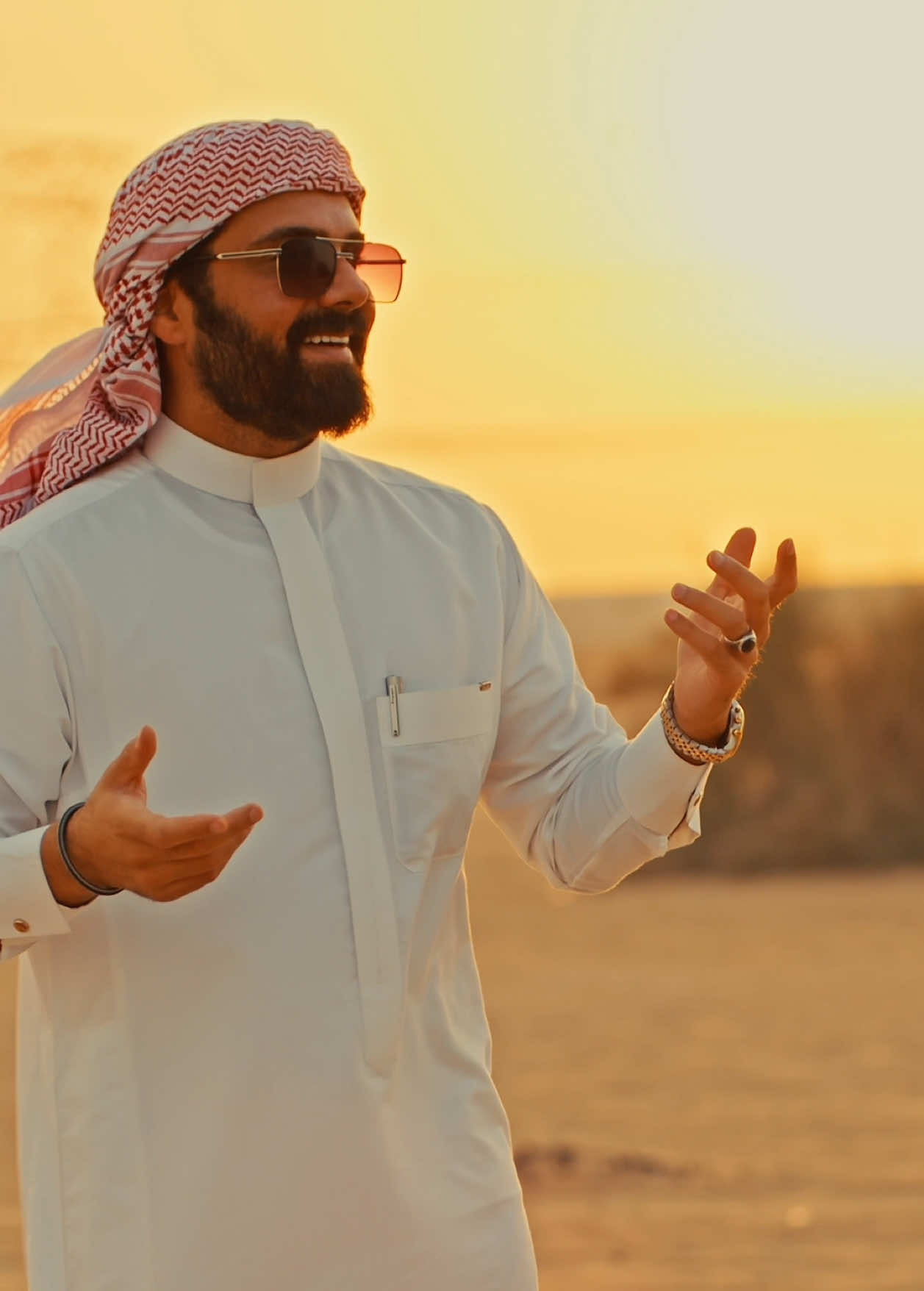 A post by @ammaralkoofe on TikTok caption: #جديد #انت_تخبل #عمار_الكوفي #تيك_توك #fyp #videos #videos 