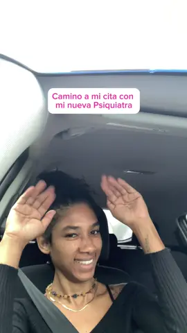 A post by @soylabae on TikTok caption: Camino a ver a mi nueva psiquiatra 🫶 #parati 