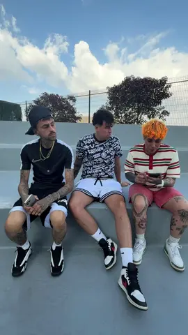 A post by @miguelbeas_9 on TikTok caption: Pos no tenía nada que hacer 🤷🏻‍♂️🫠 @ValdaaSantos @Alí Izquierdo #comedia #parati 