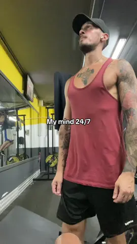 A post by @_ste.fit_ on TikTok caption: Where is it?😡 #protein #proteina #proteinbar #proteinshake #proteinpower #italianbrainrot #brainrot #gymjokes 