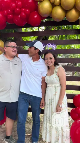 A post by @mariajessica16 on TikTok caption: Cumple de mi papá, felices 50. @Jazmin Mendoza @Flor Melania @la tía juanita @Benjavega.31 