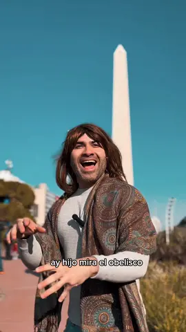 A post by @marceloalcazar on TikTok caption: Estuvimos en Argentina con mi mamá 🤣❤️ @Gonza Ferman #frasesdemama 
