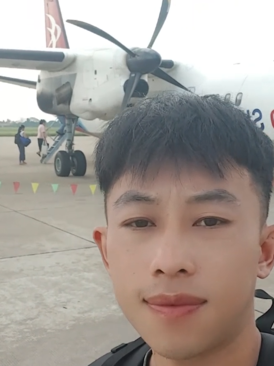 A post by @akou14143sb on TikTok caption: #akou #hmongrapper 