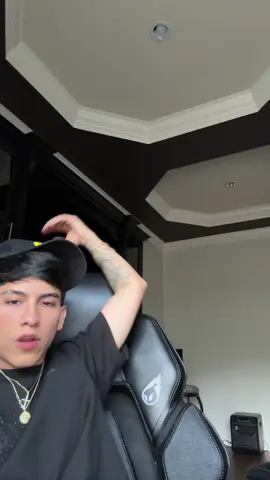 A post by @gael_bloqueado on TikTok caption: 😼 #fyp #viral #foryou #gaelbloqueado #leonguanajuato #racha 