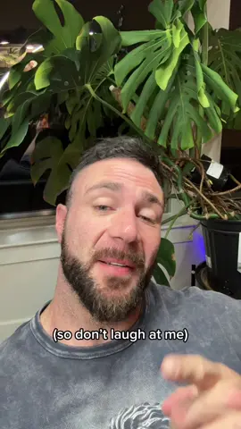 A post by @noeldeyzel_bodybuilder on TikTok caption: Replying to @j3siii Afrikaans is not my forte but I can understand it well lol #southafrica 