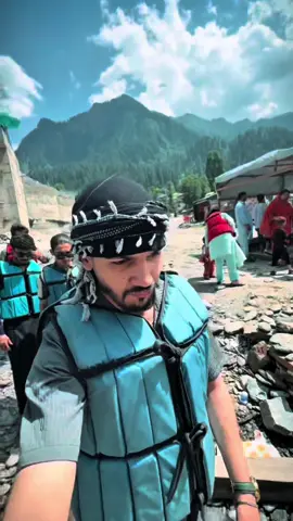 A post by @princeabdullah992 on TikTok caption: Kashmir the place of piece 🙊❤️@👑pindi king👑 @abubakarkhan_125 #foryou #pindiking #abdullahfam #peerswag insta id: prince_Abdullah9 