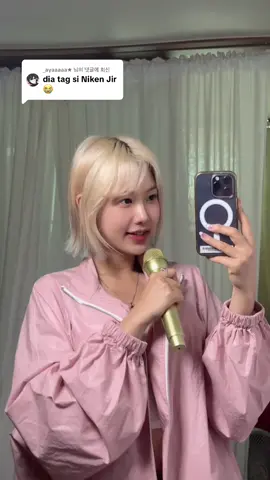 A post by @d0d_x on TikTok caption: @_ayaaaaa★ 님에게 회신 #cintamerahjambu #ajengfebria 