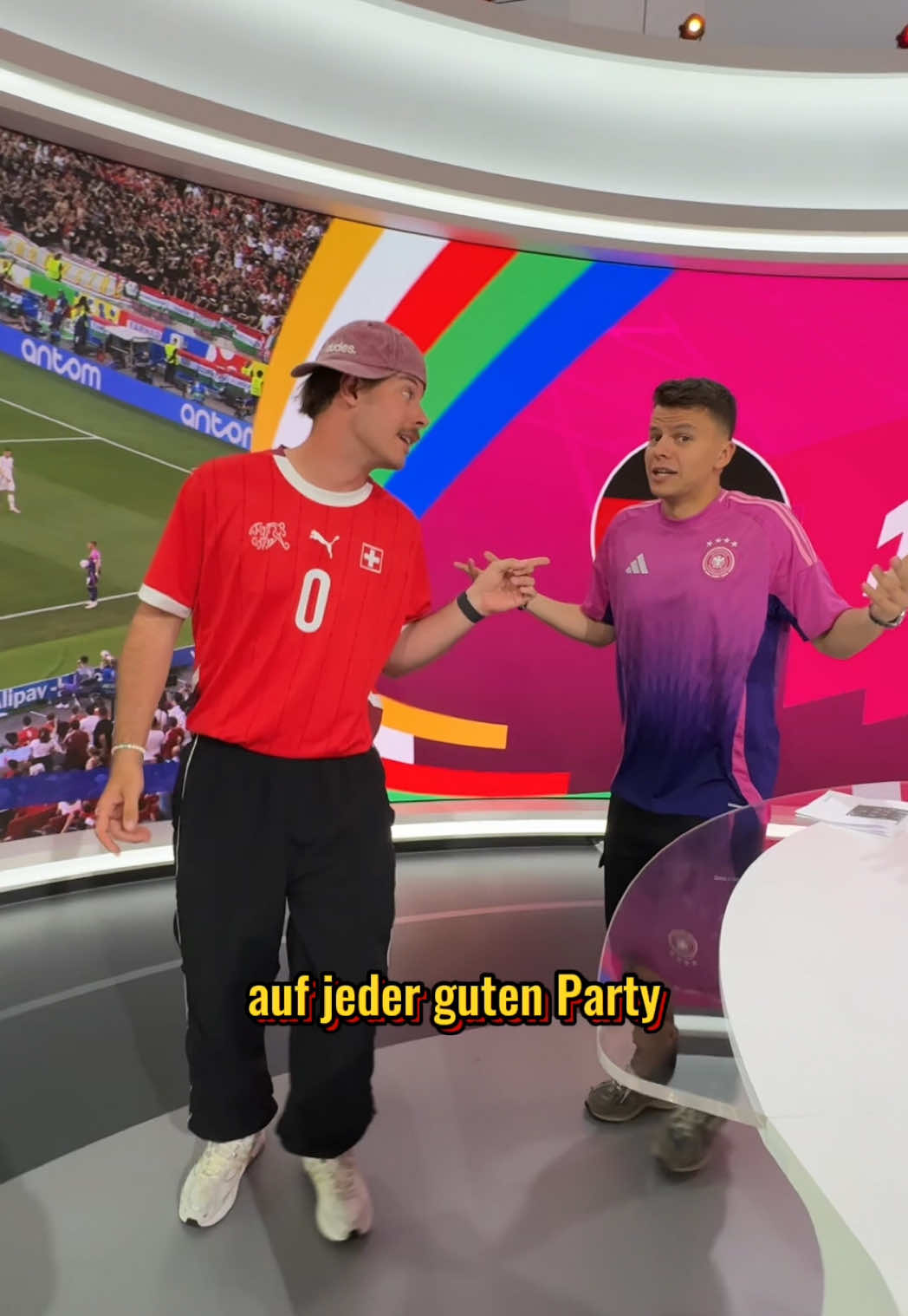 A post by @aditotoro on TikTok caption: In einem Jahr ist es wieder soweit @paulomuc ❤️‍🩹