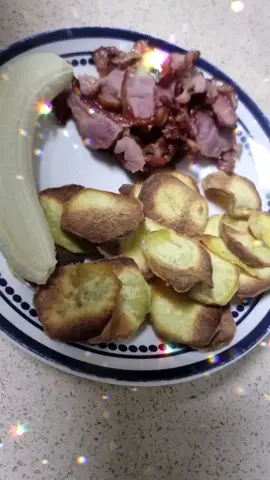 A post by @lillym00n06.khalishie on TikTok
