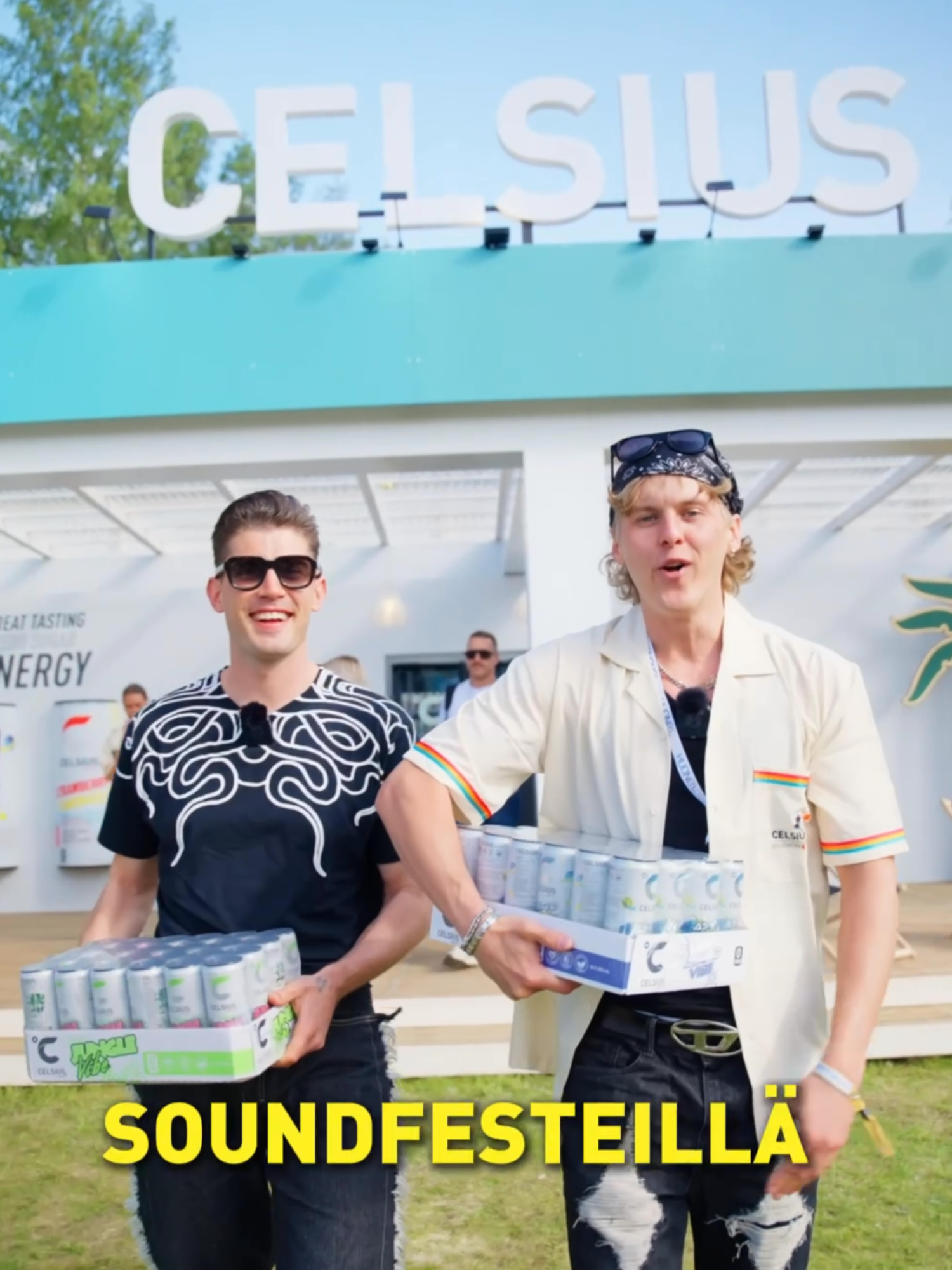 A post by @celsiussuomi on TikTok caption: Oliks se vaa day 2 vai miten jengi oli niin iisisti ku Ara ja Robin kiers aluetta? 😮‍💨 #celsiussuomi #CELSIUSLiveFit #essentialenergy #soundfest2025 @arttu_laitinen @robinpackalen