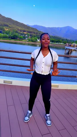 A post by @oliemulungi on TikTok caption: #oliemulungi 