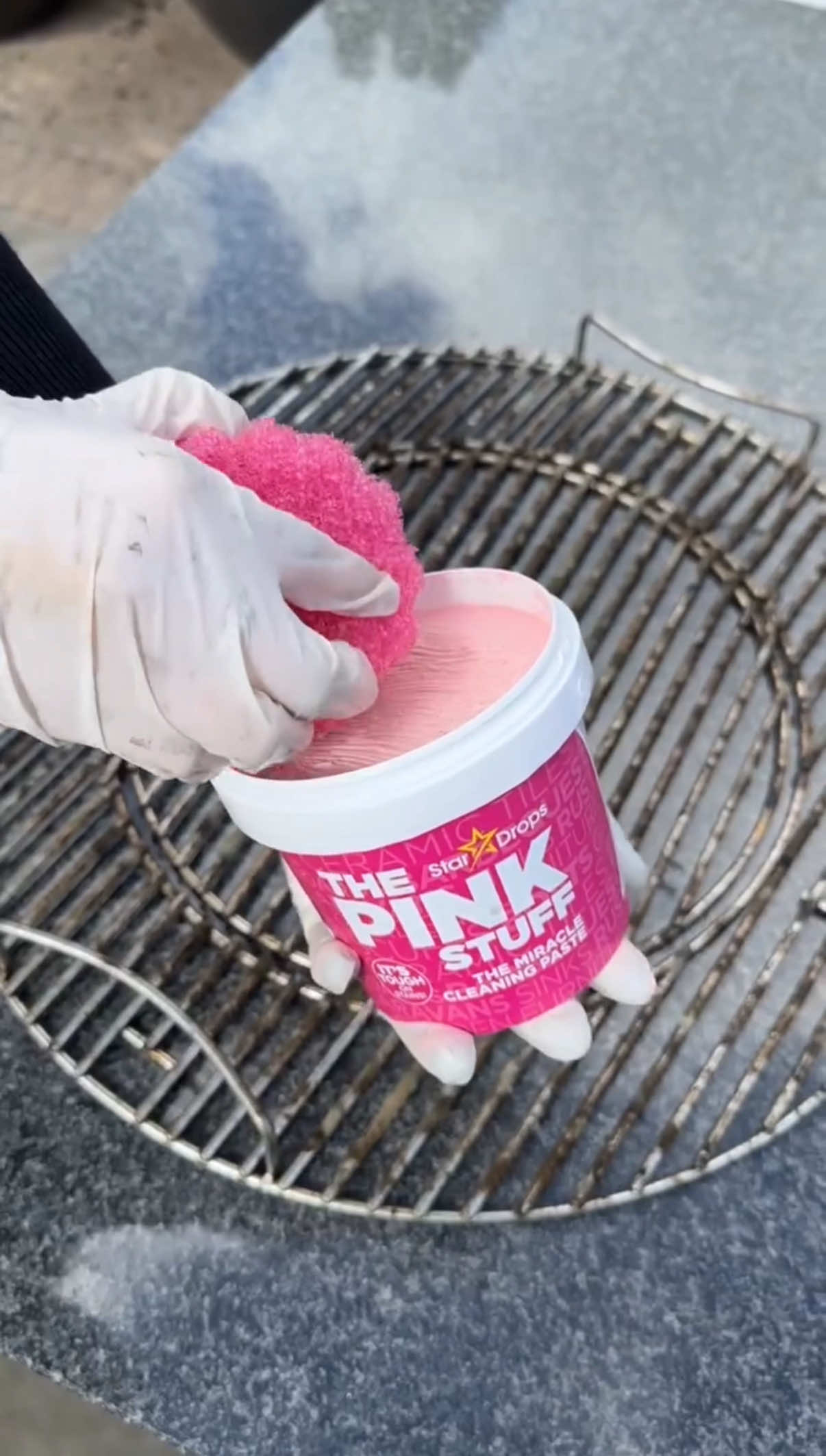 A post by @cleanwithpinkstuff on TikTok caption: Outdoor Pink Power Hour mission with The Pink Stuff 💞☀️🫧 📽️👉🏼 @Jennie @✿ Jottie ✿  #cleaning #cleantok #cleaningmotivation #thepinkstuff #pinkstuff #deepclean #pinkpowerhour #springcleaning 