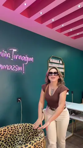 A post by @aymirakocakli on TikTok caption: Aymira Koçaklı Florya’da Bazı Bazı !🤩🫣🤍