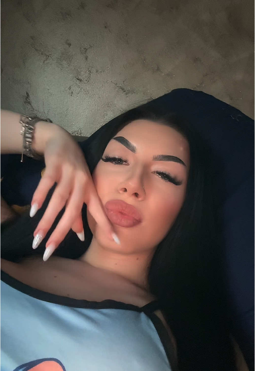 A post by @iamioana_0123 on TikTok caption: 😉