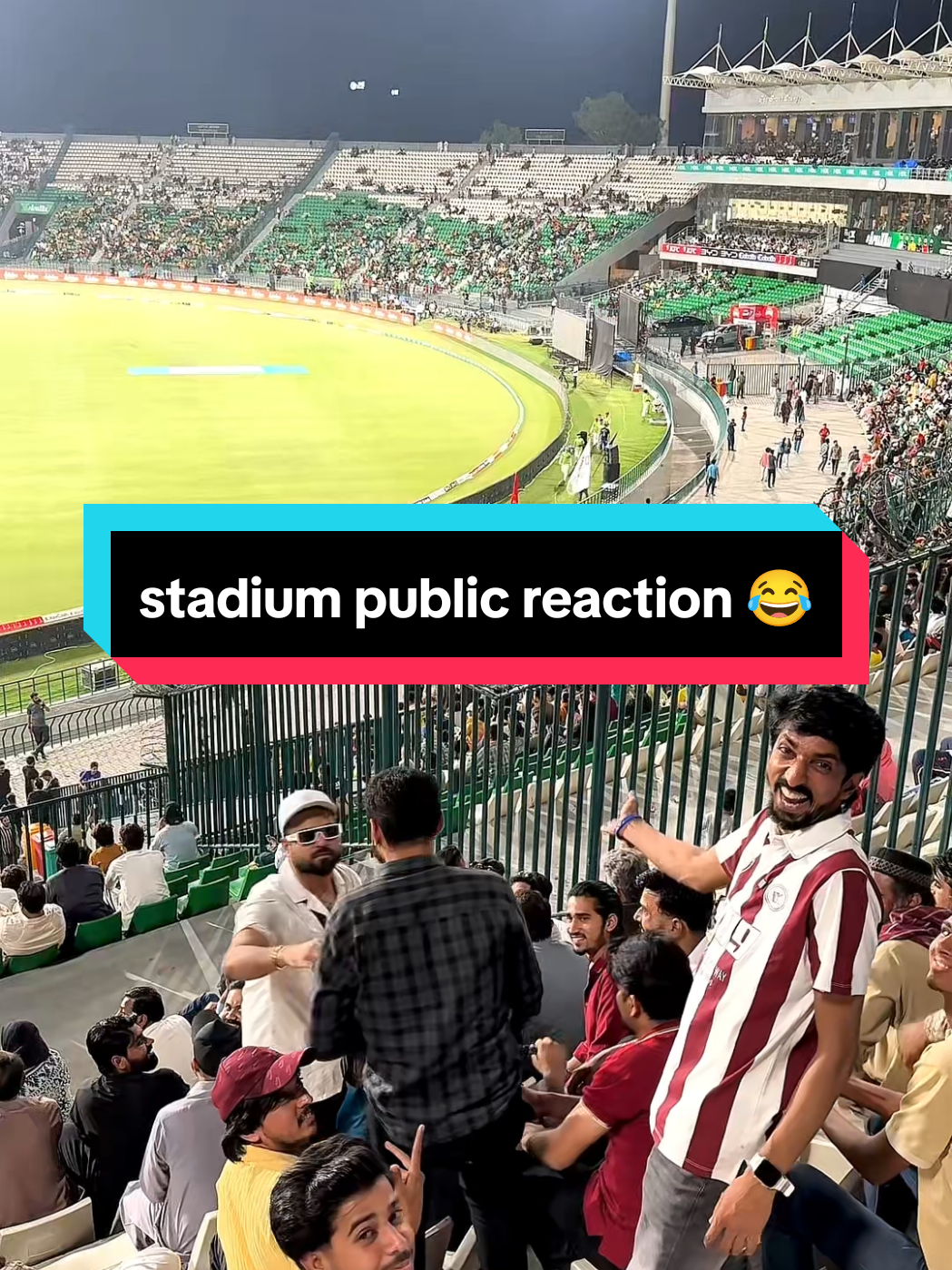 A post by @siasi_shoorli on TikTok caption: stadium public reaction😂 #funny #rj_nazim_official #siasi_shoorli #entertainment #funnyshorts 