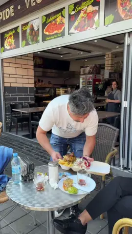 A post by @chico_lottomillionaer on TikTok caption: #chico #dortmund #chicolottomililonär helft, wo ihr könnt. Niemand ist davor sicher  selbst einmal in so eine Situation zu geraten Ich kenne sie und tue alles was in meiner Macht steht Euer #chico 