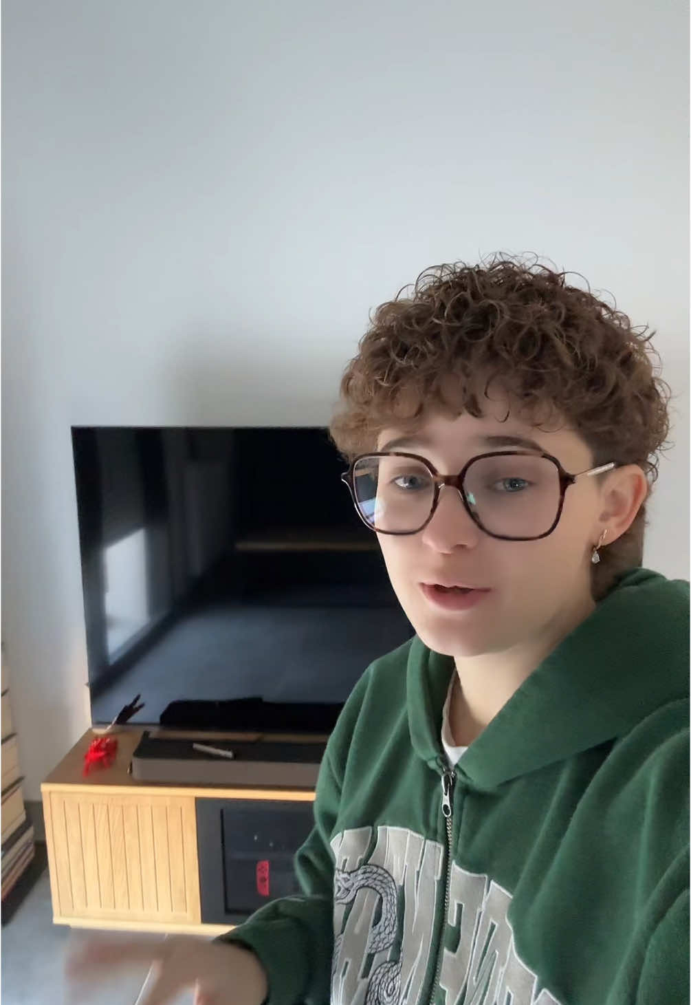 A post by @mariappymealspam on TikTok caption: #humour 