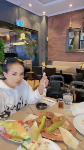 A post by @monicawitnebelbalmedia on TikTok
