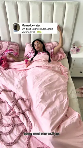 A post by @booshraoff on TikTok caption: 💗Haul Temu à 0€ ! tapez mon code « dzf9275 » dans la barre de recherche de l'app #temu pour profiter de produits à 0€🎉 *Offre réservée aux nouveaux utilisateurs, pour des commandes éligibles avec un montant d'achat minimum. /PUBLICITÉ