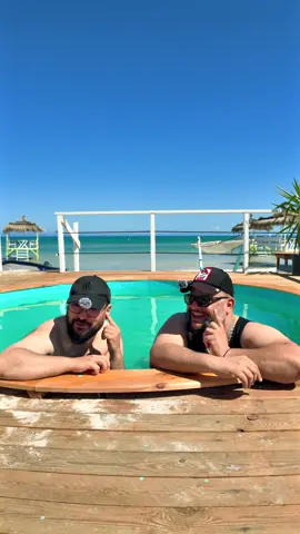 A post by @koul_time on TikTok caption: El jdid fi @kristou coucou beach 🏖️ #koultime #summer #tunisie🇹🇳 