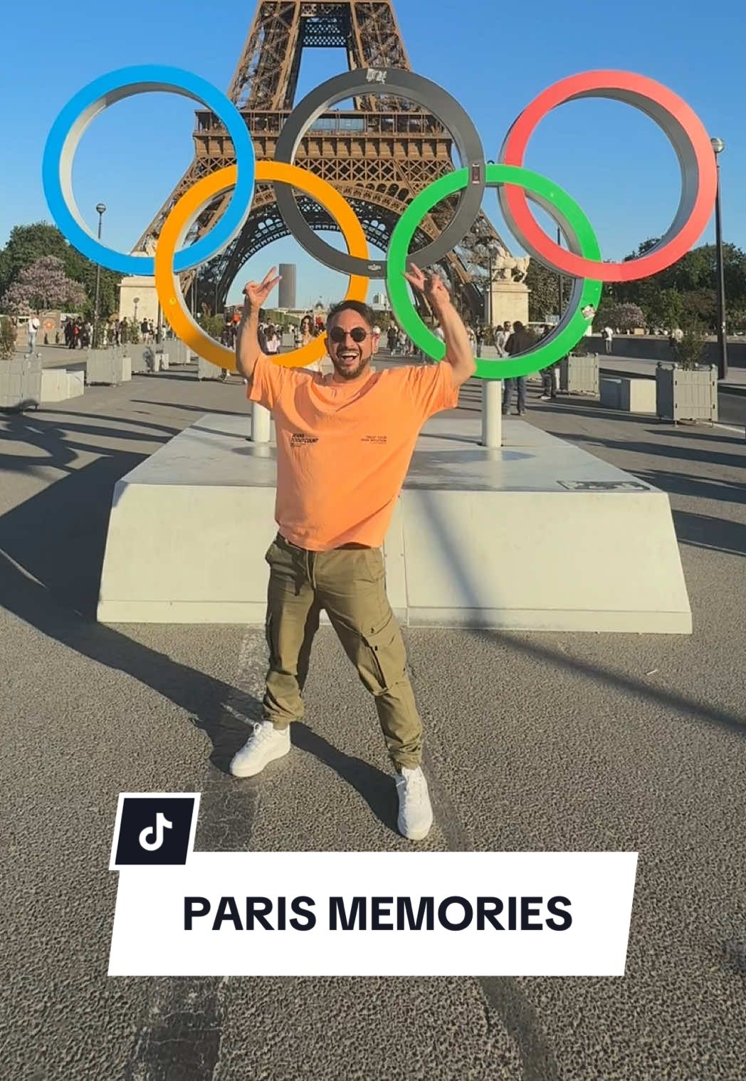 A post by @mercuri_88 on TikTok caption: Ti amo Paris 🫶🏻 🇬🇧 I risked arrest but it was worth it #pov #paris #acrobatics #turista #viaggiare #eiffeltower 