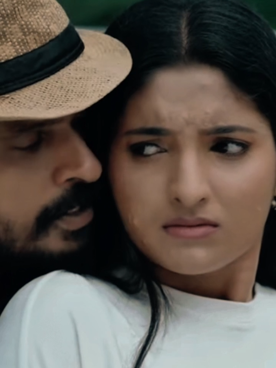 A post by @tiktok..........trending on TikTok caption: තමුන් තමුසෙගේ වයසේ විදියට හැසිරෙනවා#onemillionaudition #viral #tiktok #srilankan #tiktoktrending #fyp #foryou #trending #foryoupage #teledrama :credit:Malware..Itn Tv