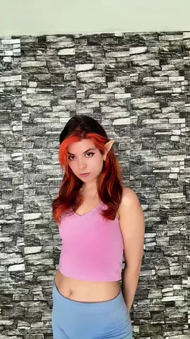 A post by @minynaranja on TikTok caption: Your love #facedance #gestos #minynaranja 