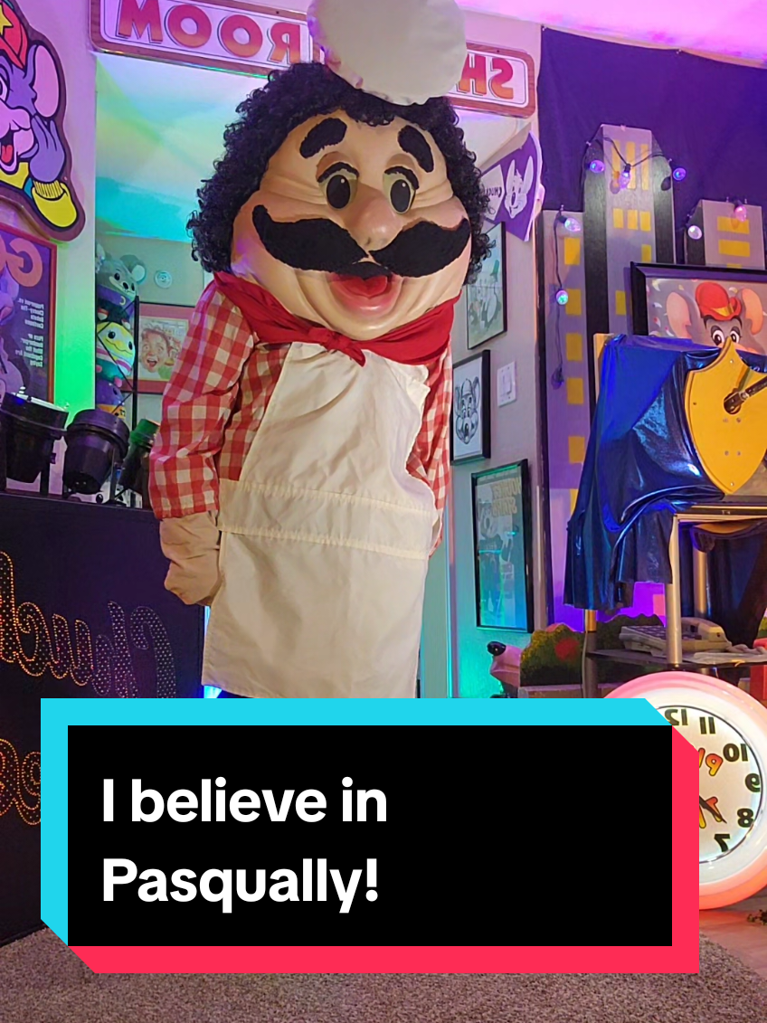 A post by @mattthefranchize on TikTok caption: 🎶 🎵 Say his name and he appears! I BELIEVE IN PASQUALLY 🎶🎵 ....and Joe Hendry of course! #ChuckECheese #ForYou #ForYouPage #FYP #fypシ #Pasqually #PasquallyTheChef #Viral #Trend #Viral #Dance #DanceTrend #JoeHendry #IBeliveInJoeHendry #SayHisNameAndHeAppears #WWE #TNA #NXT 