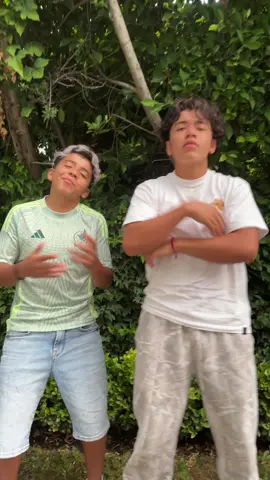 A post by @picusoficiaal on TikTok caption: Baby tú me dejaste enredao ‘ 😵‍💫😵‍💫🔥🥰
