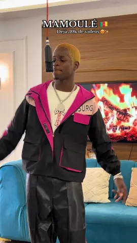 A post by @maniok_officiel on TikTok caption: Viens danser le MAMOULÉ 🔥🇨🇲