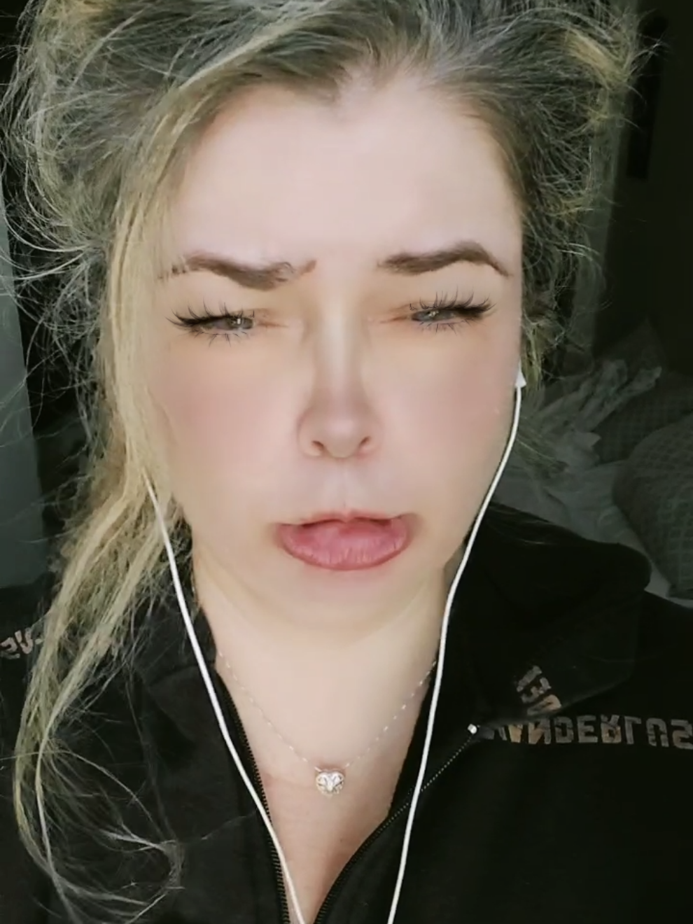 A post by @lerotiss on TikTok caption: Respondendo a @dolcegirl147  ❤😘 