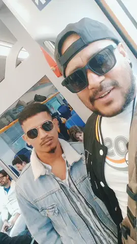 A post by @rakhigazi on TikTok caption: #joybangla🇧🇩🇧🇩🇧🇩 #italy🇮🇹 #chef #sushi #viral #froyou #froyou #Love #forupage #forupage #loveyou #like #tiktok #fyp #Uk 