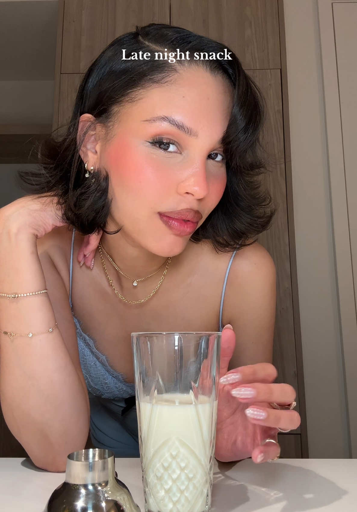 A post by @naraazizasmith on TikTok caption: now this!!!!🥣 #fypシ #latenightsnack #eatwithme #pregnant #pregnancycravings 