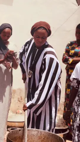 A post by @yayefallndiguel3 on TikTok caption: Di saku ay ñiane 🙏🎂bu bax wakh barké norou halbi wakana haqqan 🙏❤️