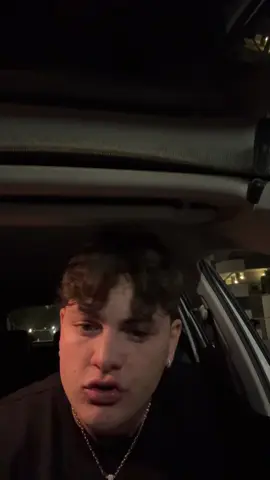 A post by @petit23_ on TikTok caption: Avete vinto domani a mezzanotte è vostraaaaaa VITE MIEEEEEE❤️❤️❤️