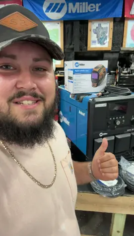 A post by @johnmicheal1996 on TikTok caption: The Miller is headed to Texas! #BreadstickRicky #rickyandtheboss #RoughNeckRoscoe #MillerWelding 