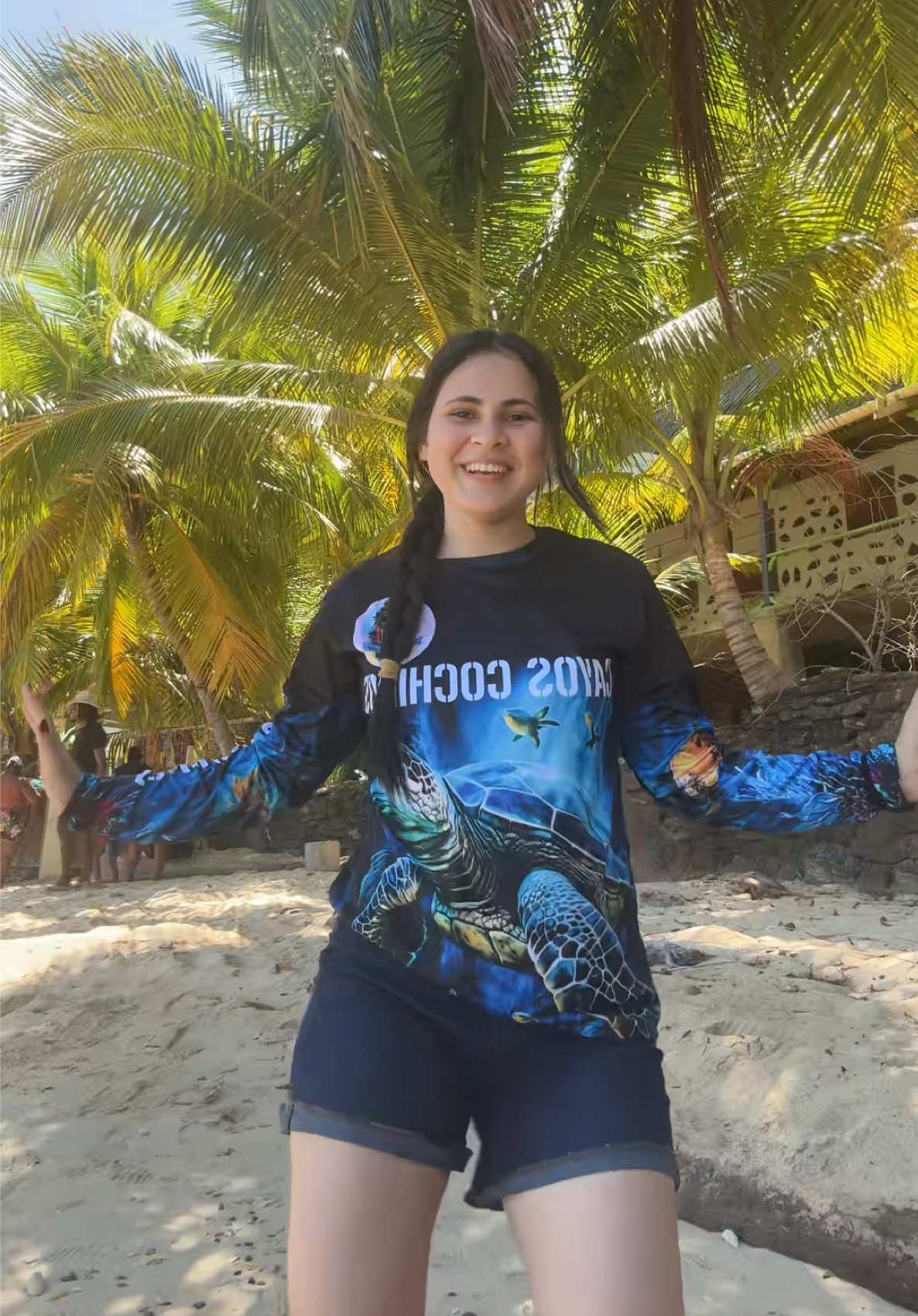 A post by @chiliwilyy on TikTok caption: Que alguien me enseñe a bailar punta 😔